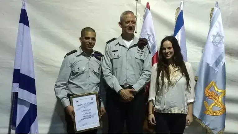 יוחאי קלנגל ז"ל בטקס מצטייני רמטכ"ל שנערך ביום העצמאות האחרון. ינואר 2015 יוחאי קלנגל ז"ל בטקס מצטייני רמטכ"ל שנערך ביום העצמאות האחרון. ינואר 2015