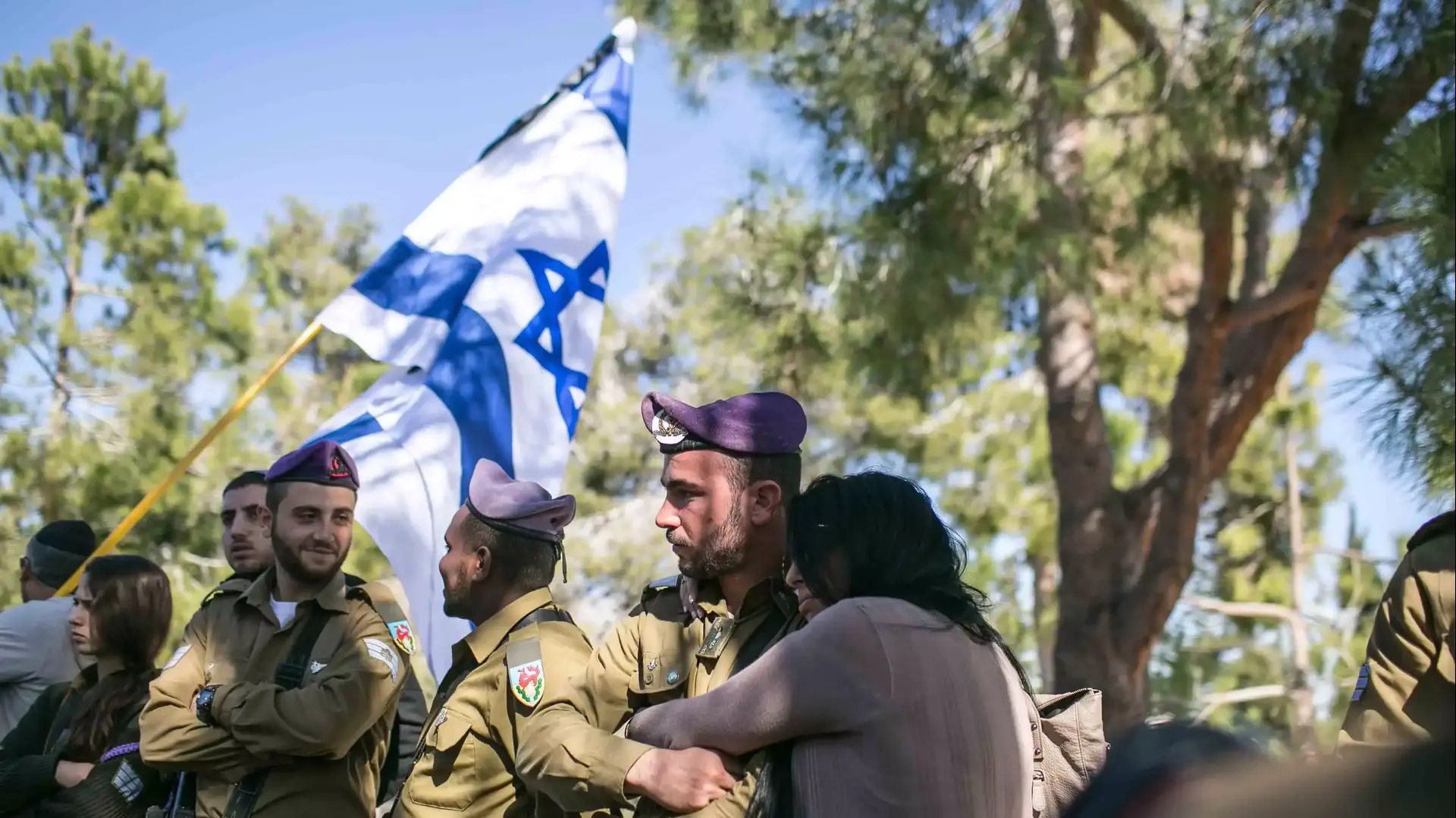 הלווייתו של יוחאי קלנגל בהר הרצל. ינואר 2015