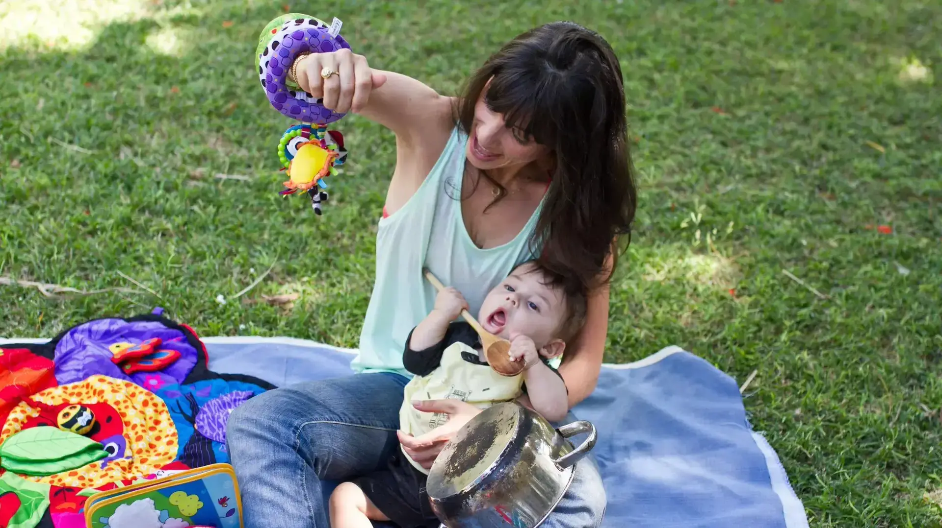 לבלוג אמאלה אני אמא של נועה הנדין לבלוג אמאלה אני אמא של נועה הנדין