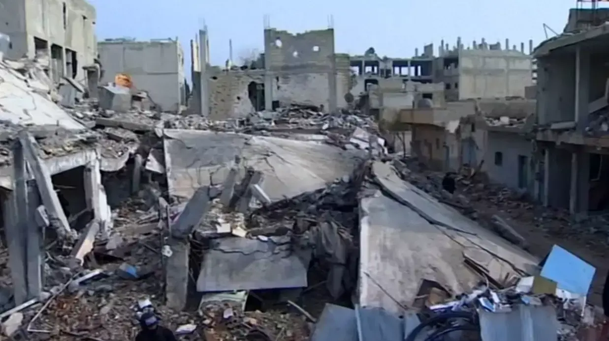  תיעוד: הרס אדיר ברחובות כובאני אחרי שחרורה מידי דאעש