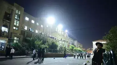 מהומות בישיבת פוניבז' בבני ברק, 01.02.2015 מהומות בישיבת פוניבז' בבני ברק, 01.02.2015
