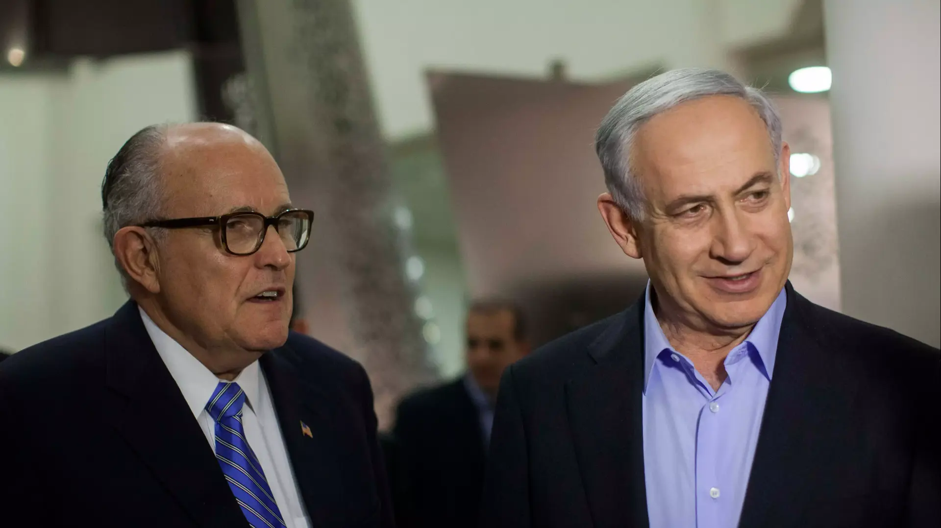 ראש הממשלה בנימין נתניהו ורודולף ג'וליאני ראש עיריית ניו יורק לשעבר בסיור במרכז מורשת בגין בירושלים, ינואר 2015 ראש הממשלה בנימין נתניהו ורודולף ג'וליאני ראש עיריית ניו יורק לשעבר בסיור במרכז מורשת בגין בירושלים, ינואר 2015