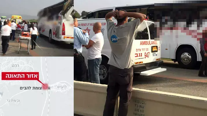תאונה של מספר רכבים בצומת להבים. פברואר 2015 תאונה של מספר רכבים בצומת להבים. פברואר 2015