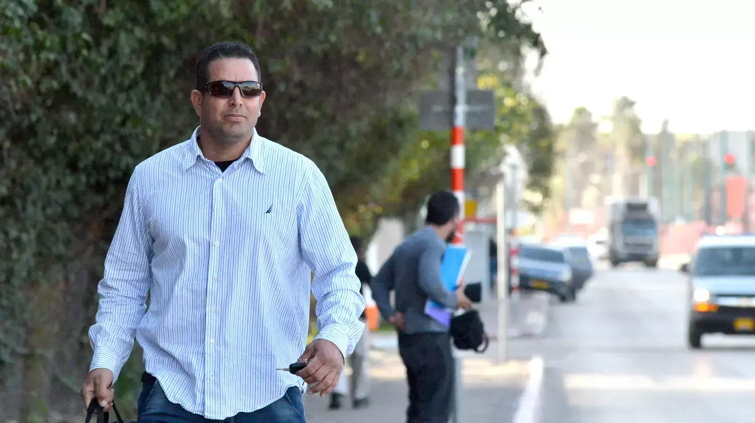 מני נפתלי אב הבית לשעבר בבית משפחת נתניהו בכניסה ללהב 433. פברואר 2015 מני נפתלי אב הבית לשעבר בבית משפחת נתניהו בכניסה ללהב 433. פברואר 2015