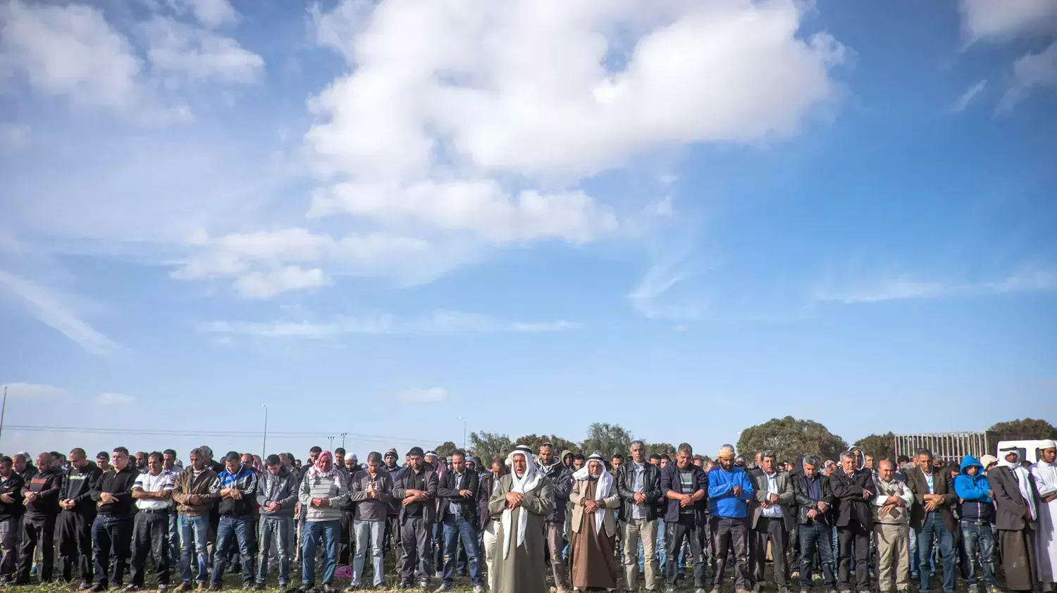 הלווייתם של תושבי הכפר חורה שנהרגו בתאונה בצומת להבים, פברואר 2015 הלווייתם של תושבי הכפר חורה שנהרגו בתאונה בצומת להבים, פברואר 2015