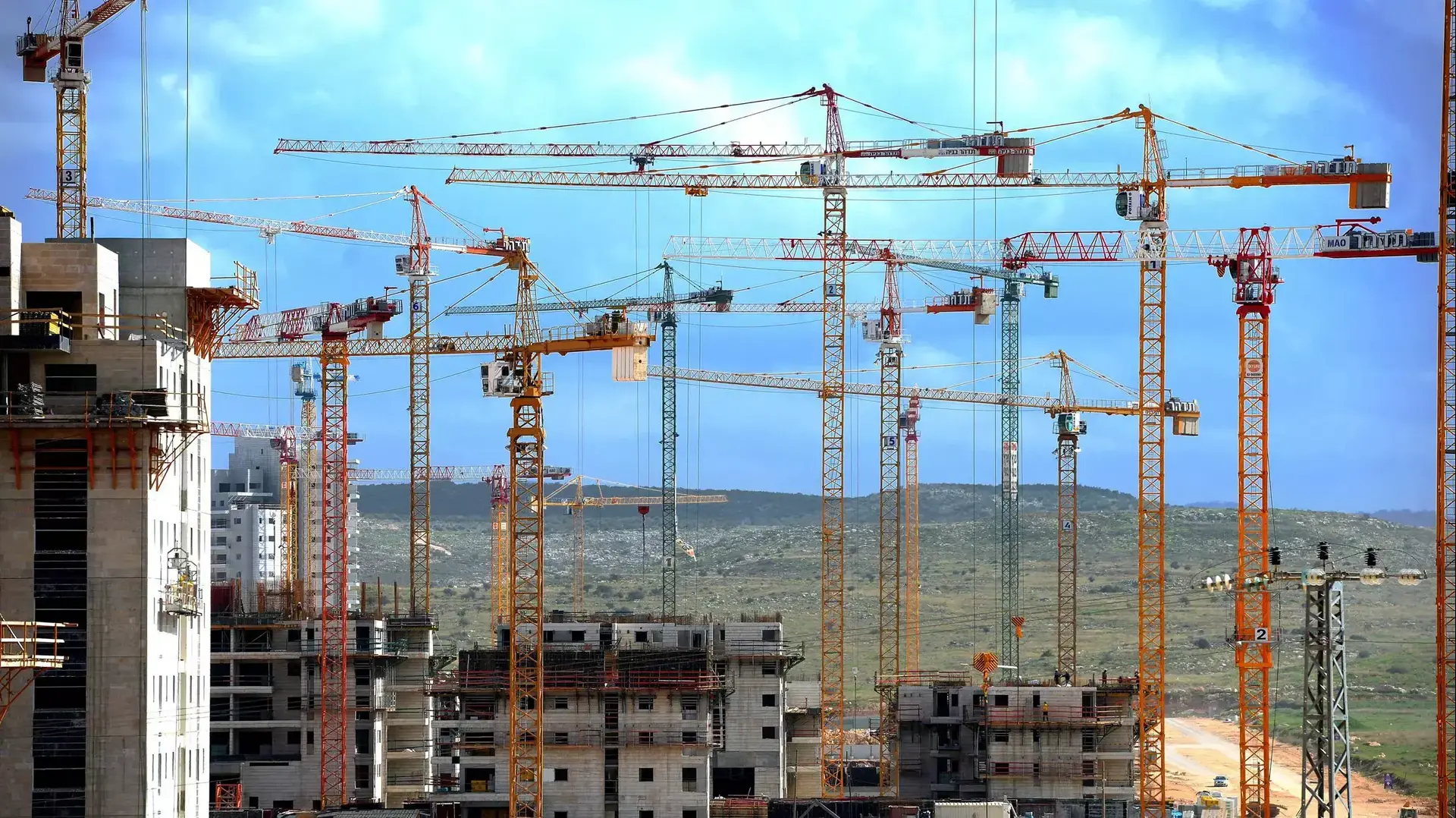 בניית עשרת אלפים יחידות דיור בראש העין. פברואר 2015 בניית עשרת אלפים יחידות דיור בראש העין. פברואר 2015
