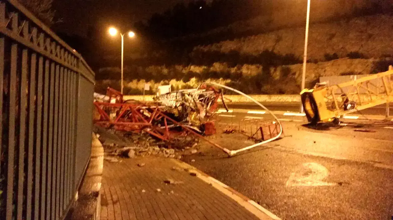 קריסת עגורן בחיפה, פברואר 2015 קריסת עגורן בחיפה, פברואר 2015