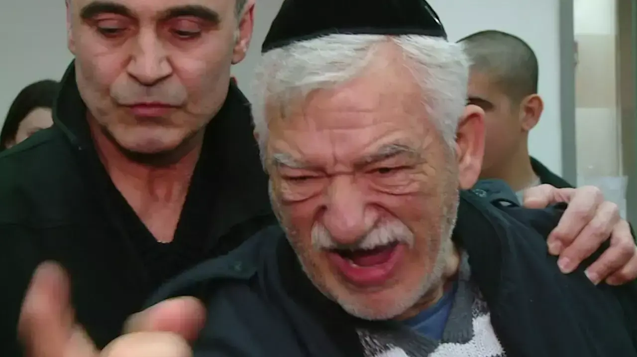 רצח הזמר בראשל"צ: האב התפרץ על החשוד בבית המשפט