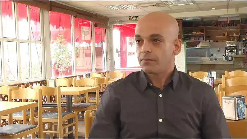 אברהם אלמגור שוטר לשעבר שטוען שקצין חקירות התנכל לו. פברואר 2015 אברהם אלמגור שוטר לשעבר שטוען שקצין חקירות התנכל לו. פברואר 2015