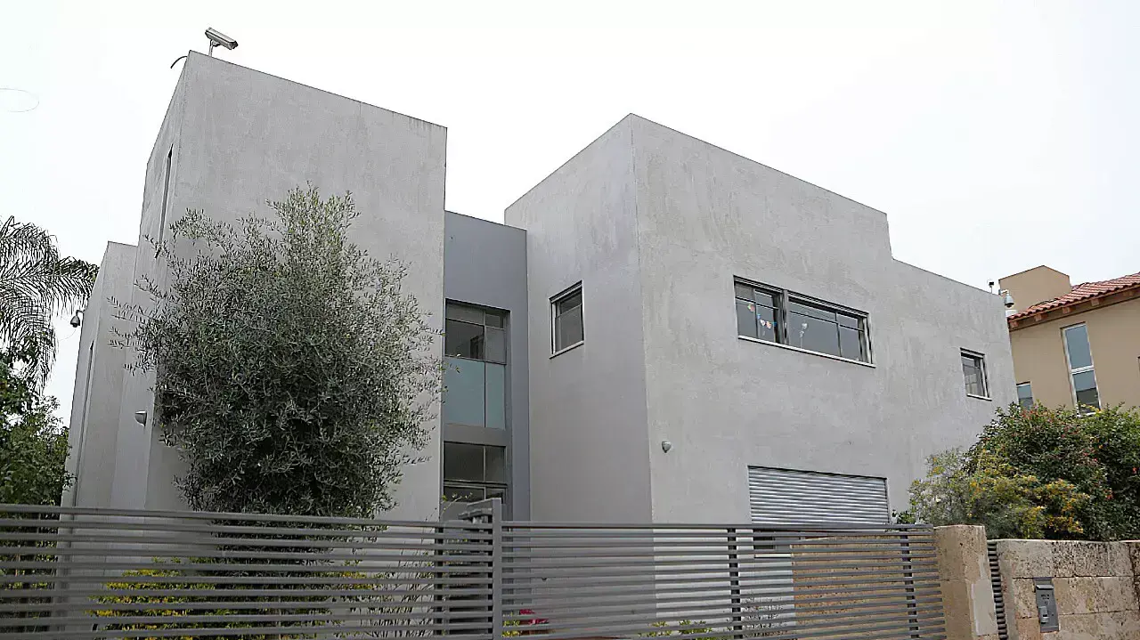 הבית של נפתלי בנט, יו"ר הבית היהודי ברח' ציפמן 18 ברעננה, 15.2.15 הבית של נפתלי בנט, יו"ר הבית היהודי ברח' ציפמן 18 ברעננה, 15.2.15