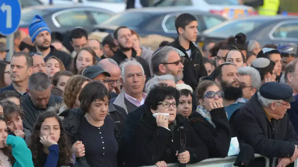 הלווייתו של אורי אורבך, בית העלמין מודיעין, פברואר 2015 הלווייתו של אורי אורבך, בית העלמין מודיעין, פברואר 2015