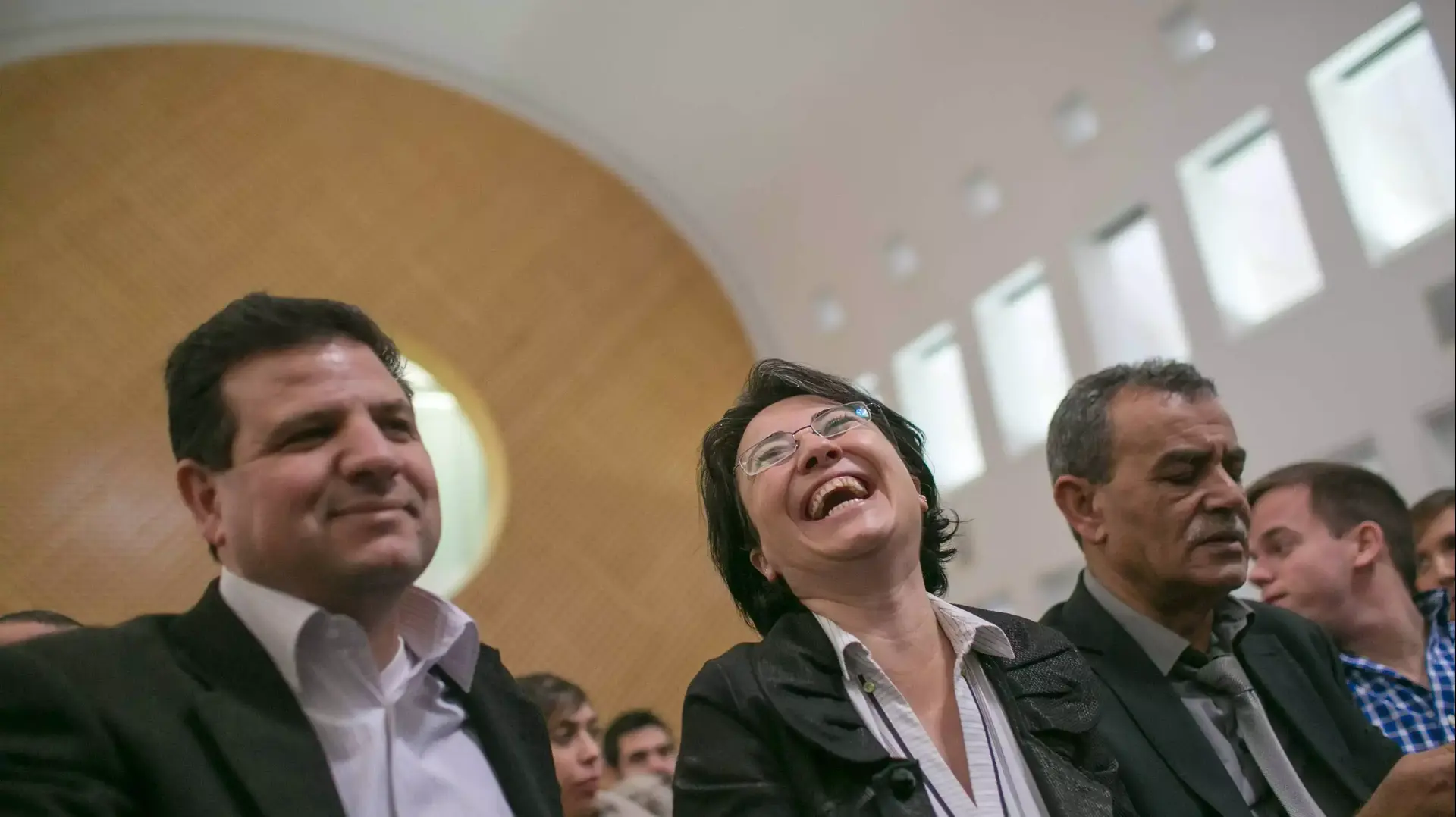חנין זועבי בדיון בבית המשפט העליון על החלטת ועדת הבחירות המרכזית לכנסת לפסול את מועמדותה, פברואר 2015 חנין זועבי בדיון בבית המשפט העליון על החלטת ועדת הבחירות המרכזית לכנסת לפסול את מועמדותה, פברואר 2015