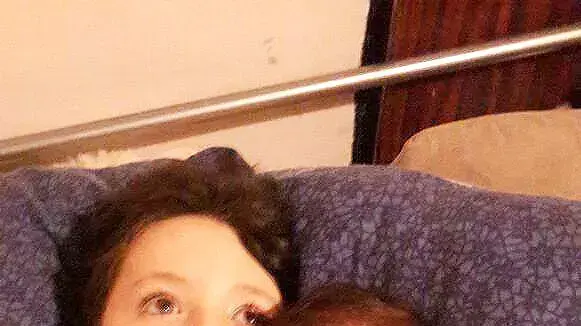 אדל ביטון, שנפצעה אנושות בפיגוע, יחד עם אחיה התינוק אדל ביטון, שנפצעה אנושות בפיגוע, יחד עם אחיה התינוק