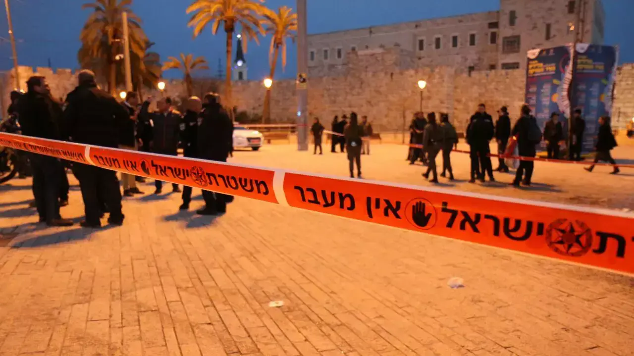 ניר ברקת - פיגוע דקירה בכיכר צה"ל, פברואר 2015 ניר ברקת - פיגוע דקירה בכיכר צה"ל, פברואר 2015
