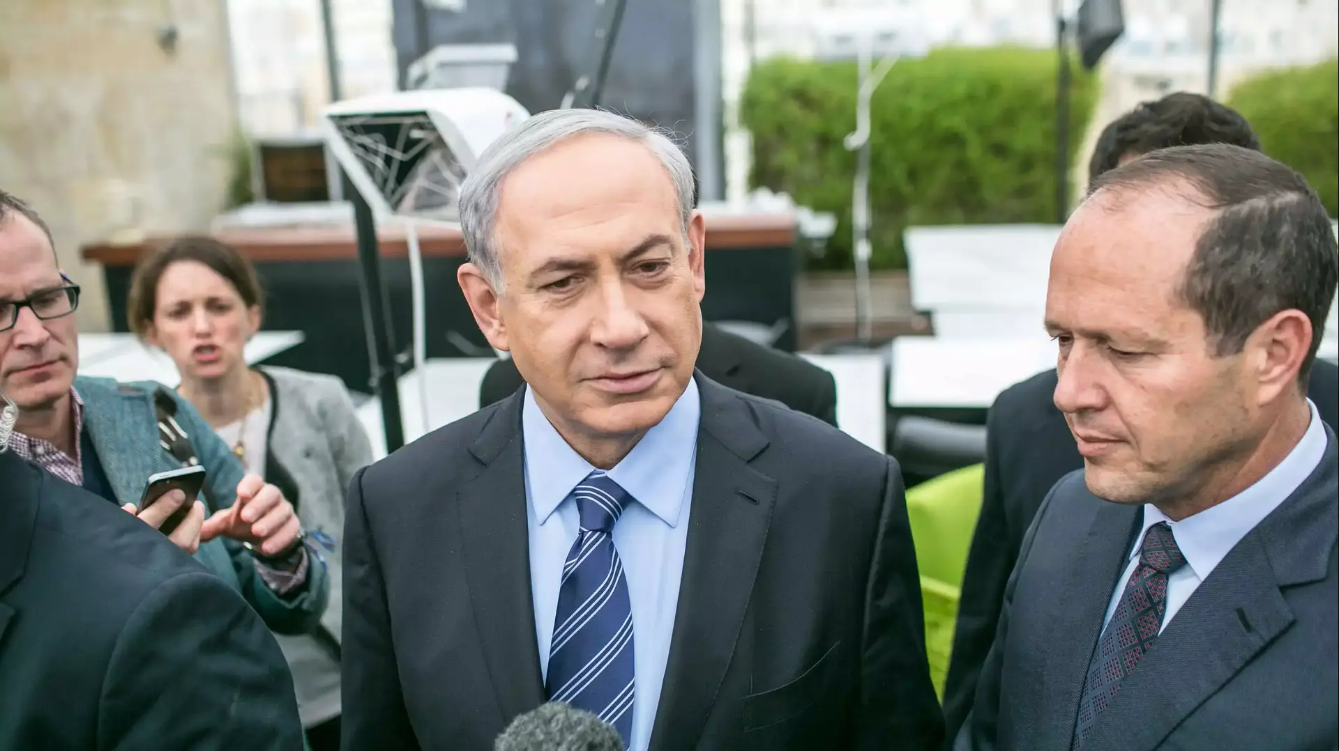 רוה"מ בנימין נתניהו עם ראש העיר ירושלים, ניר ברקת במתחם ממילא, פברואר 2015 רוה"מ בנימין נתניהו עם ראש העיר ירושלים, ניר ברקת במתחם ממילא, פברואר 2015