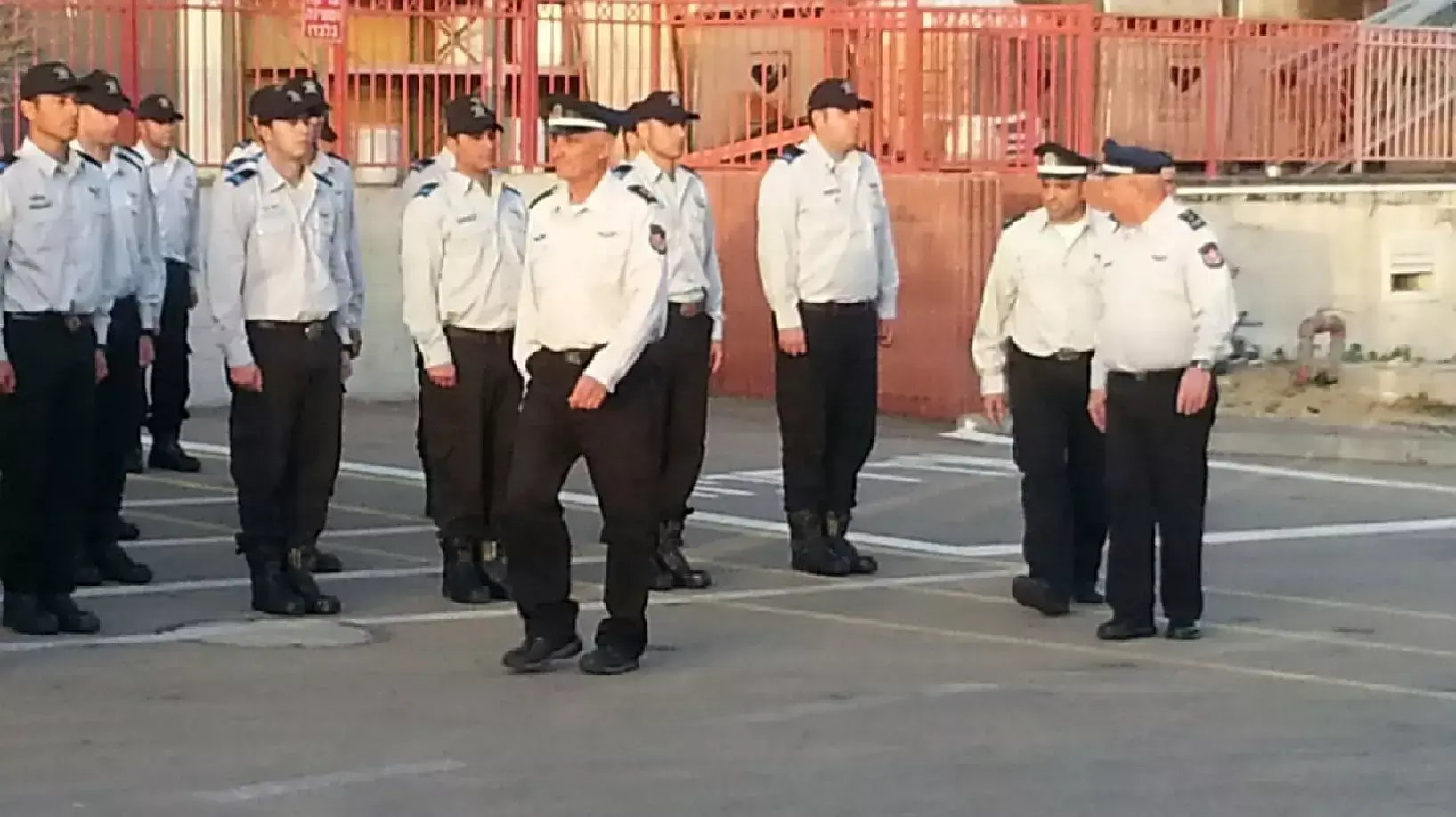 טקס סיום קורס מפקדי צוותים בשירותי הכבאות וההצלה טקס סיום קורס מפקדי צוותים בשירותי הכבאות וההצלה