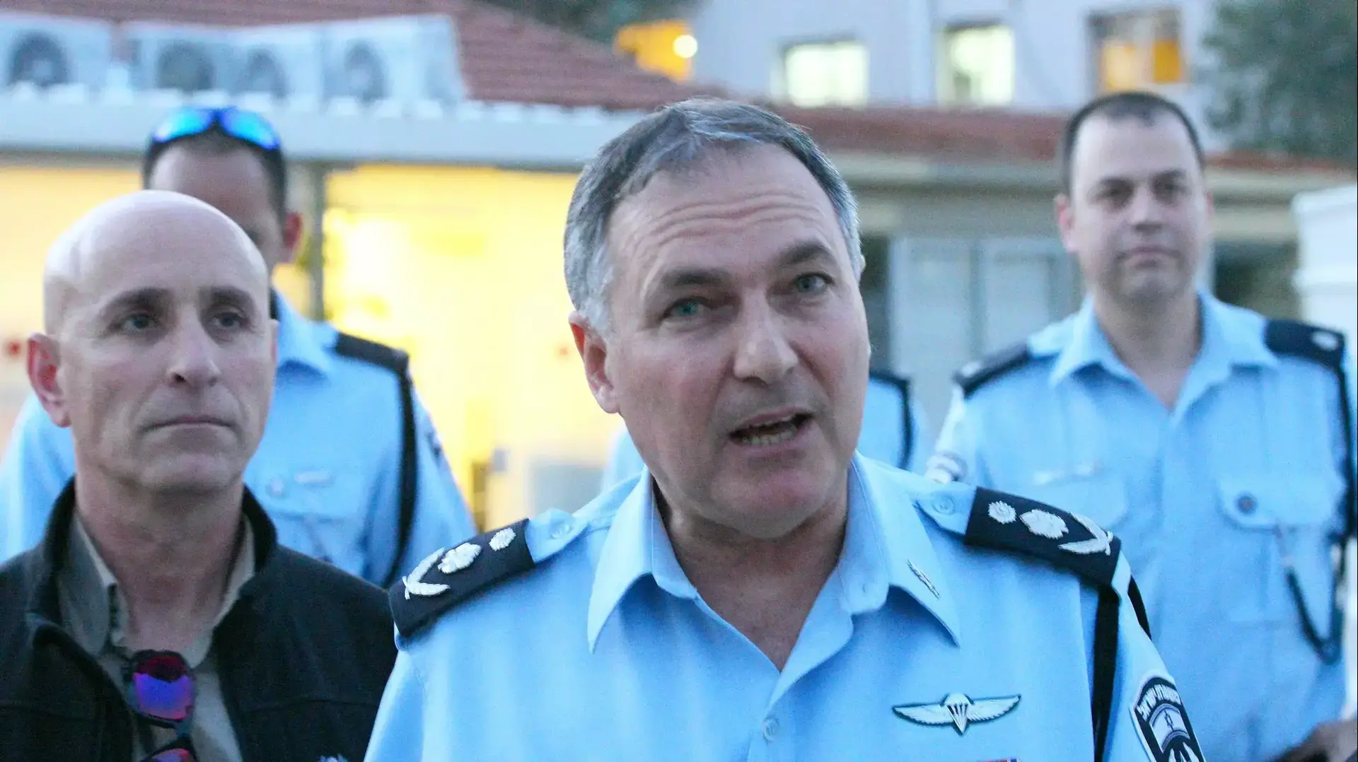 מפכ"ל המשטרה רב ניצב יוחנן דנינו בקריה האקדמית אונו. פברואר 2015 מפכ"ל המשטרה רב ניצב יוחנן דנינו בקריה האקדמית אונו. פברואר 2015