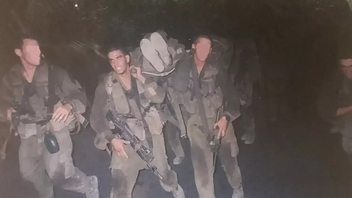 מני נפתלי בשירותו הצבאי מני נפתלי בשירותו הצבאי