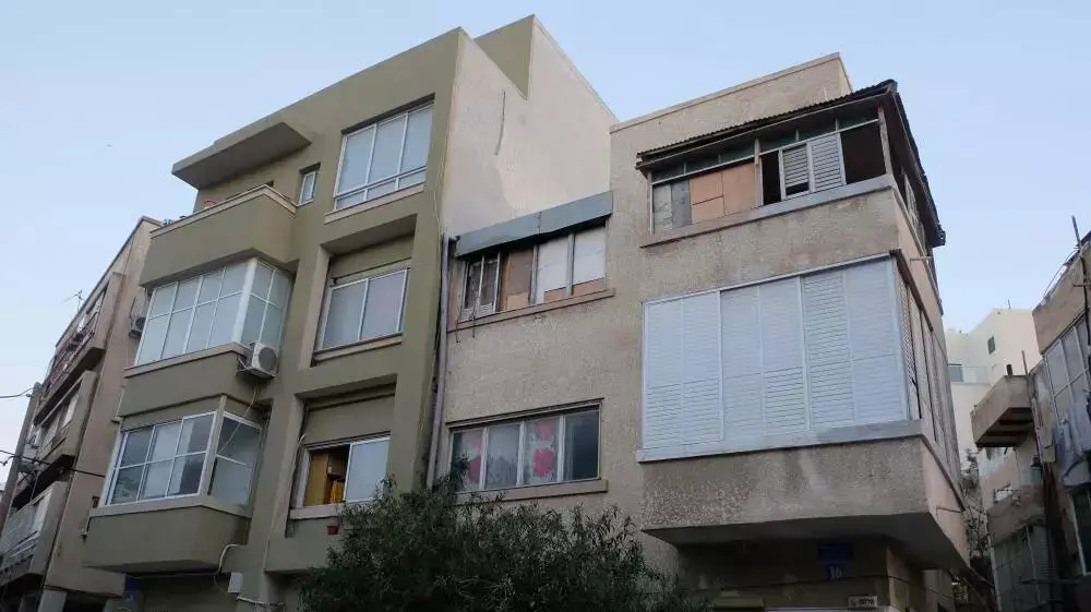 בניין נטוש חלקית ברחוב אידלסון בתל אביב, מרץ 2015
