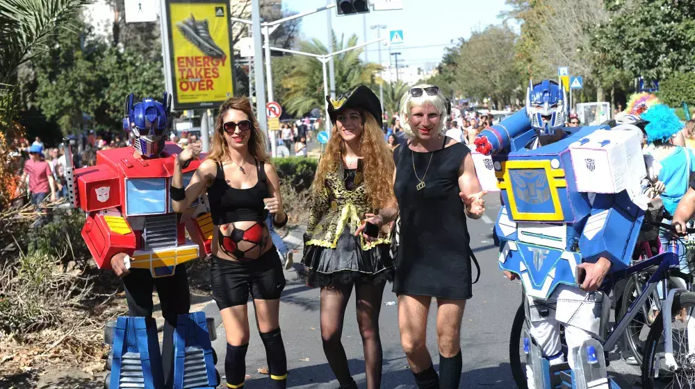 מסיבת רחוב בתל אביב לרגל פורים 6 מרץ 2015 מסיבת רחוב בתל אביב לרגל פורים 6 מרץ 2015