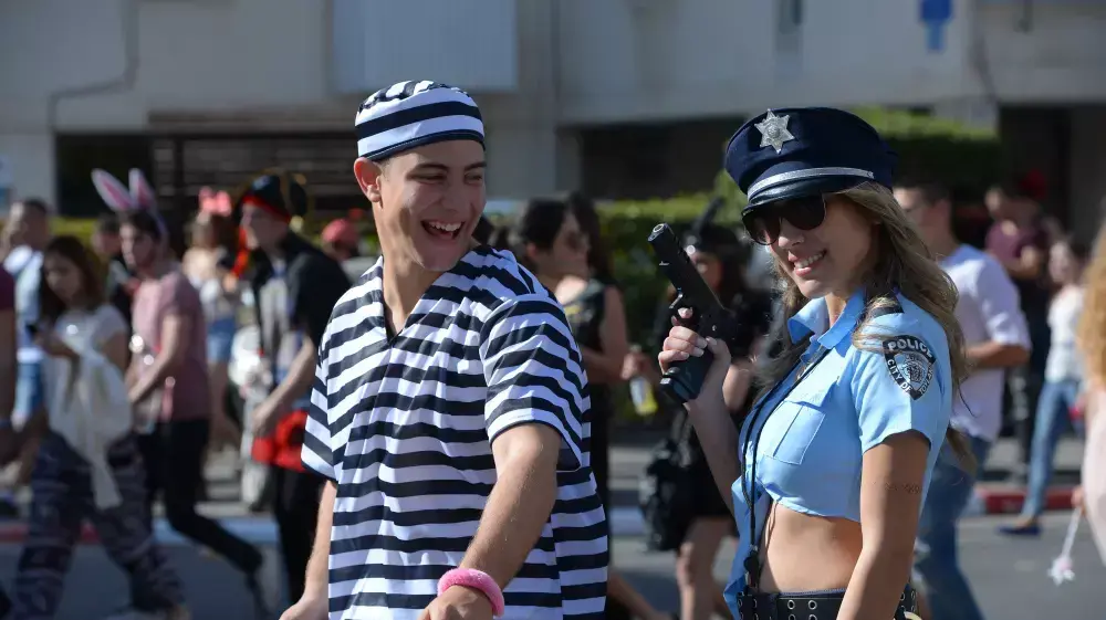 מסיבת רחוב לפורים בתל אביב, מרץ 2015 מסיבת רחוב לפורים בתל אביב, מרץ 2015