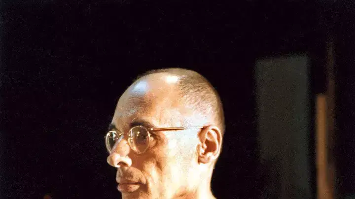 חנוך לוין חנוך לוין