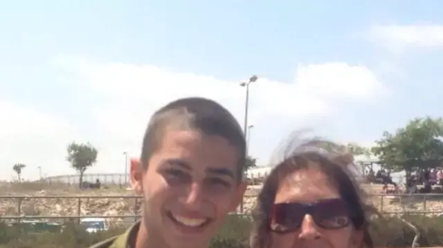 האם נינט ובנה שון מונדשיין האם נינט ובנה שון מונדשיין