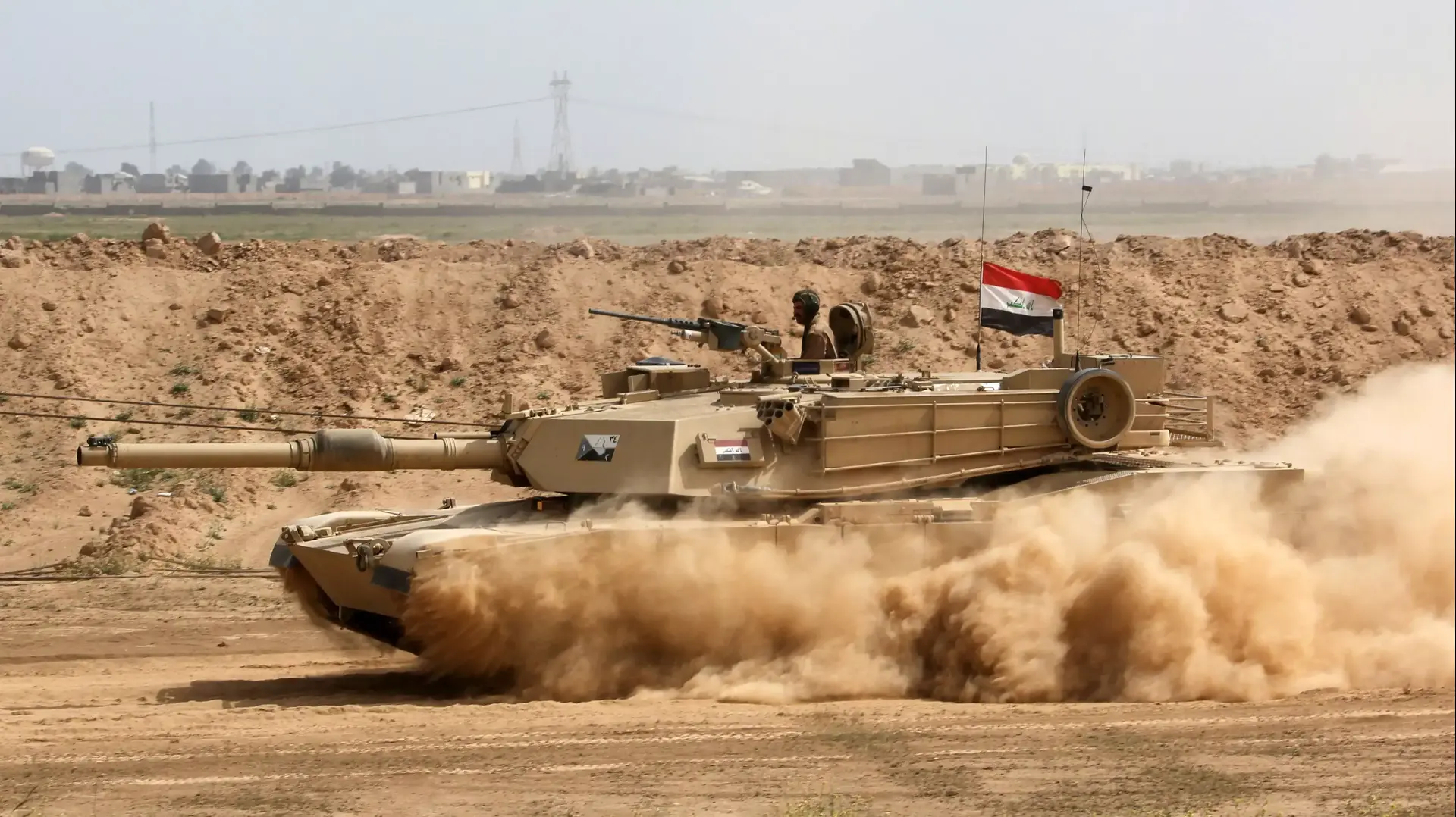 כוחות הביטחון העיראקיים בעיר תיכרית עיראק, 13 במרץ 2015 כוחות הביטחון העיראקיים בעיר תיכרית עיראק, 13 במרץ 2015