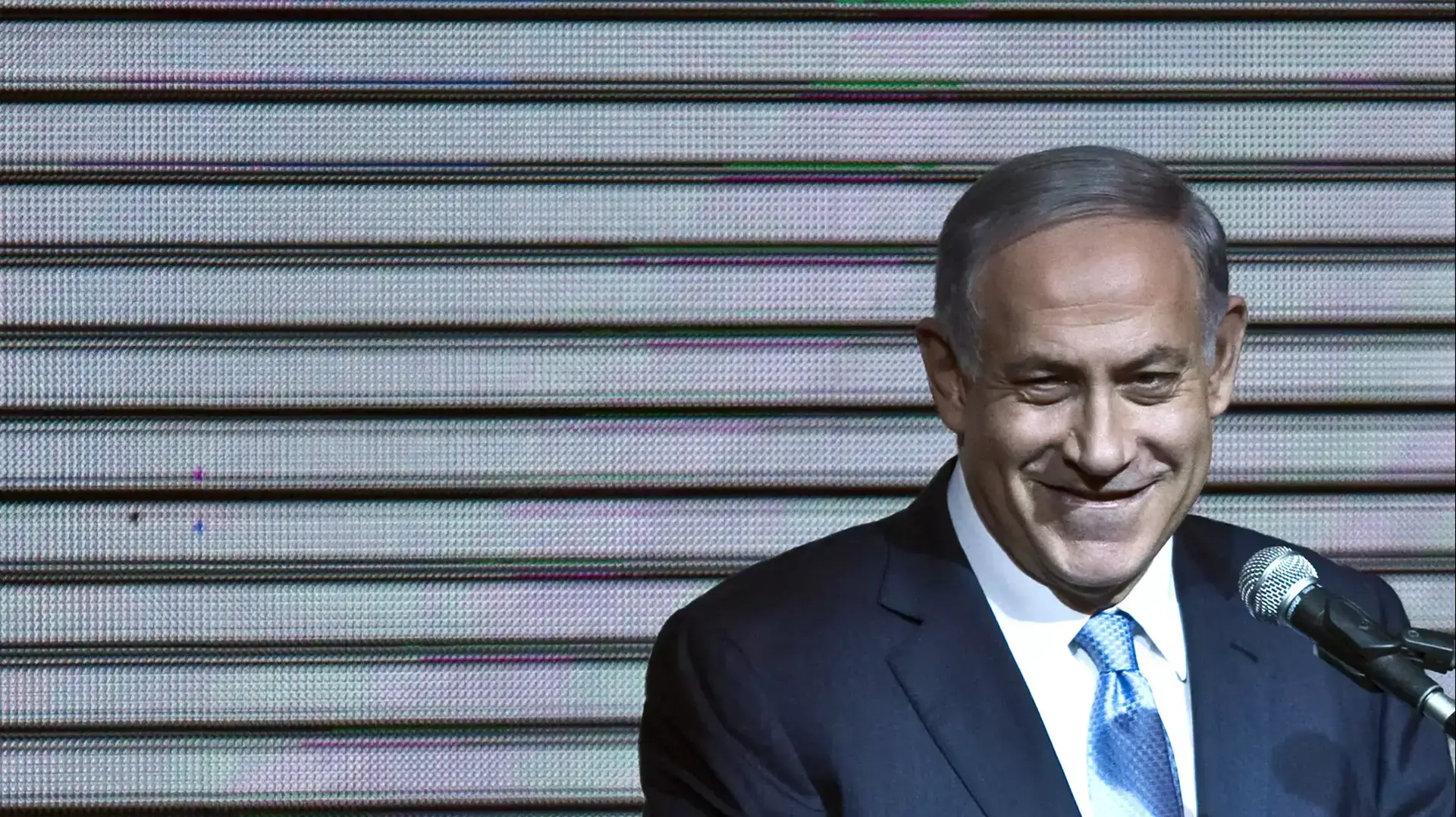 ראש הממשלה בנימין נתניהו ותומכי הליכוד בגני התערוכה בהכרזה על התוצאות, 17 במרץ 2015 ראש הממשלה בנימין נתניהו ותומכי הליכוד בגני התערוכה בהכרזה על התוצאות, 17 במרץ 2015