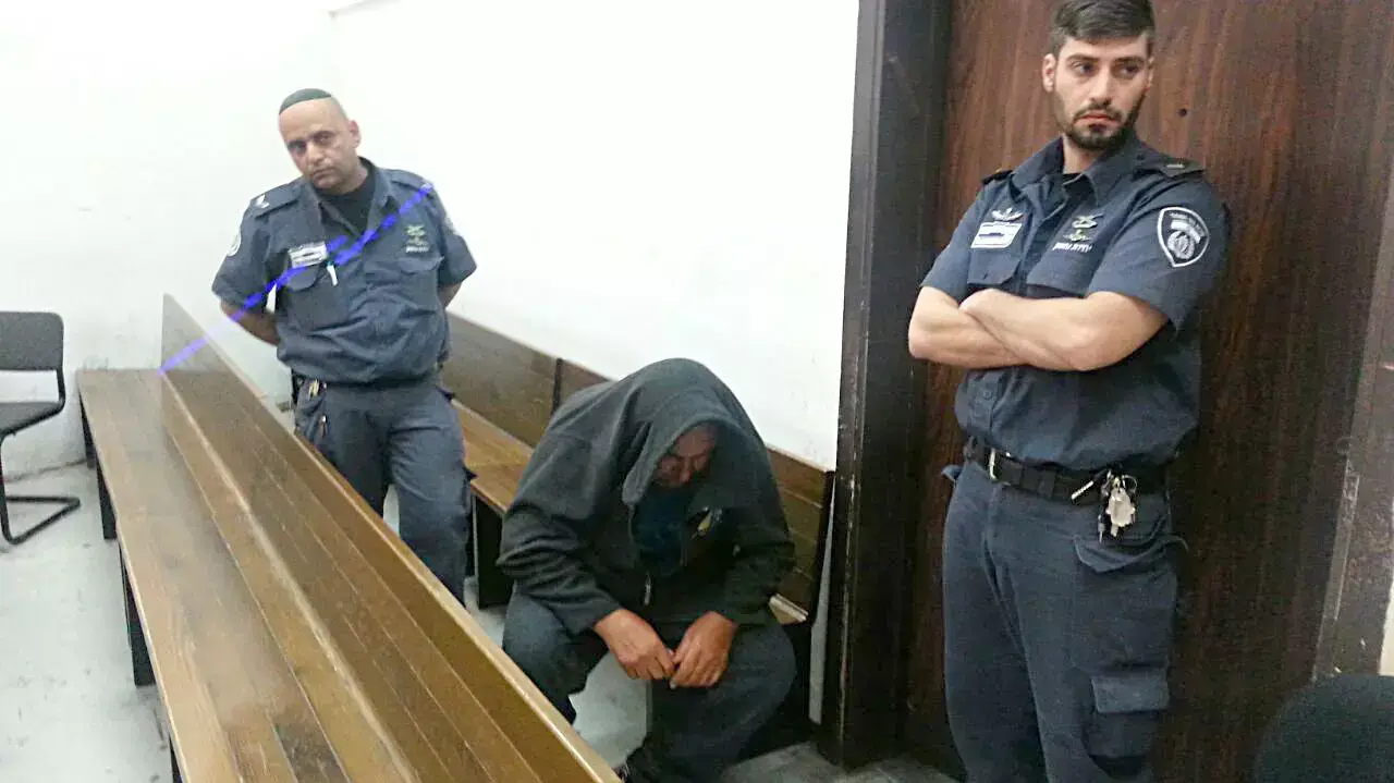 הארכת מעצר לסקיפר הסירה שהתהפכה אתמול סמוך לנמל יפו, בית משפט השלום ת"א, מרץ 2015
