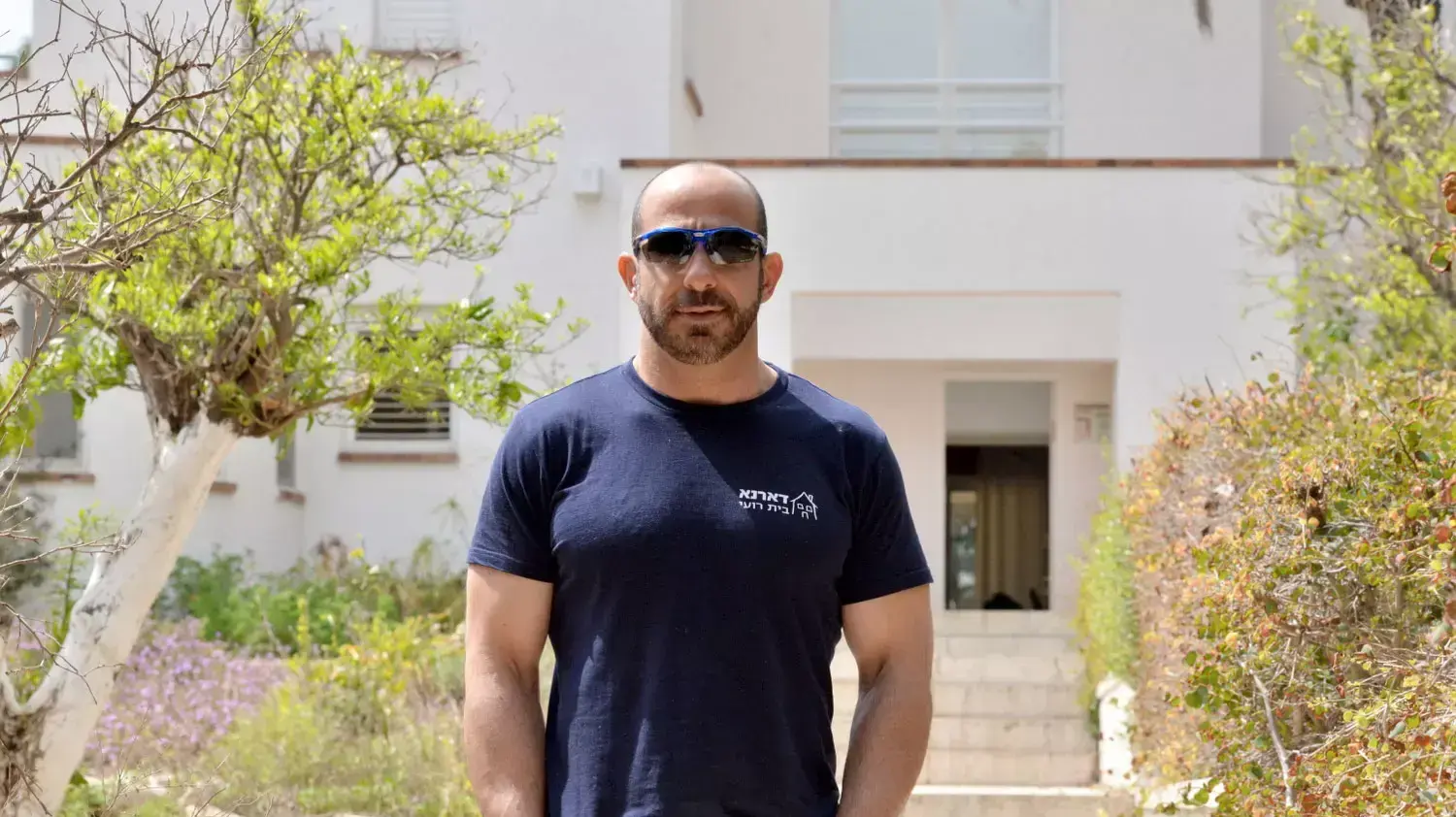 ההוסטל בחבצלת השרון שהקים תומר בוהדנה, מרץ 2015 ההוסטל בחבצלת השרון שהקים תומר בוהדנה, מרץ 2015