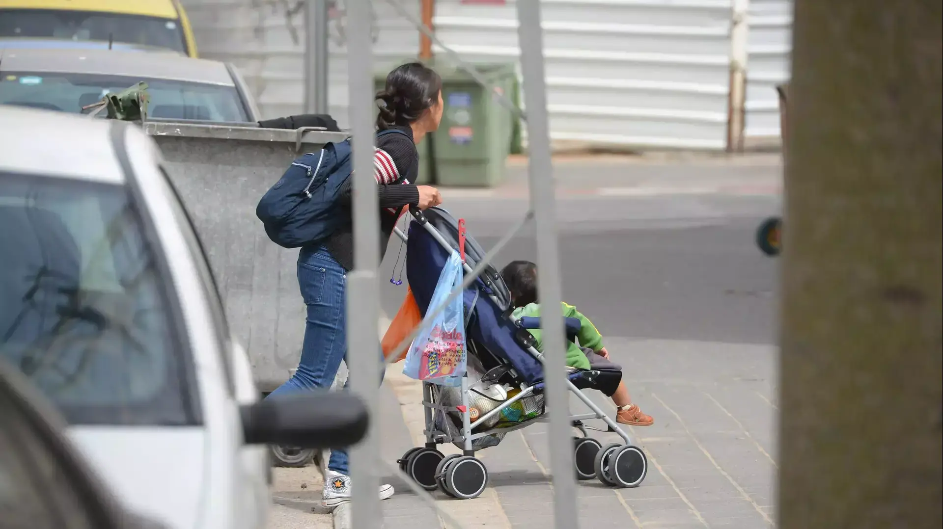 מבקשי מקלט בדרום תל אביב, מרץ 2015 מבקשי מקלט בדרום תל אביב, מרץ 2015