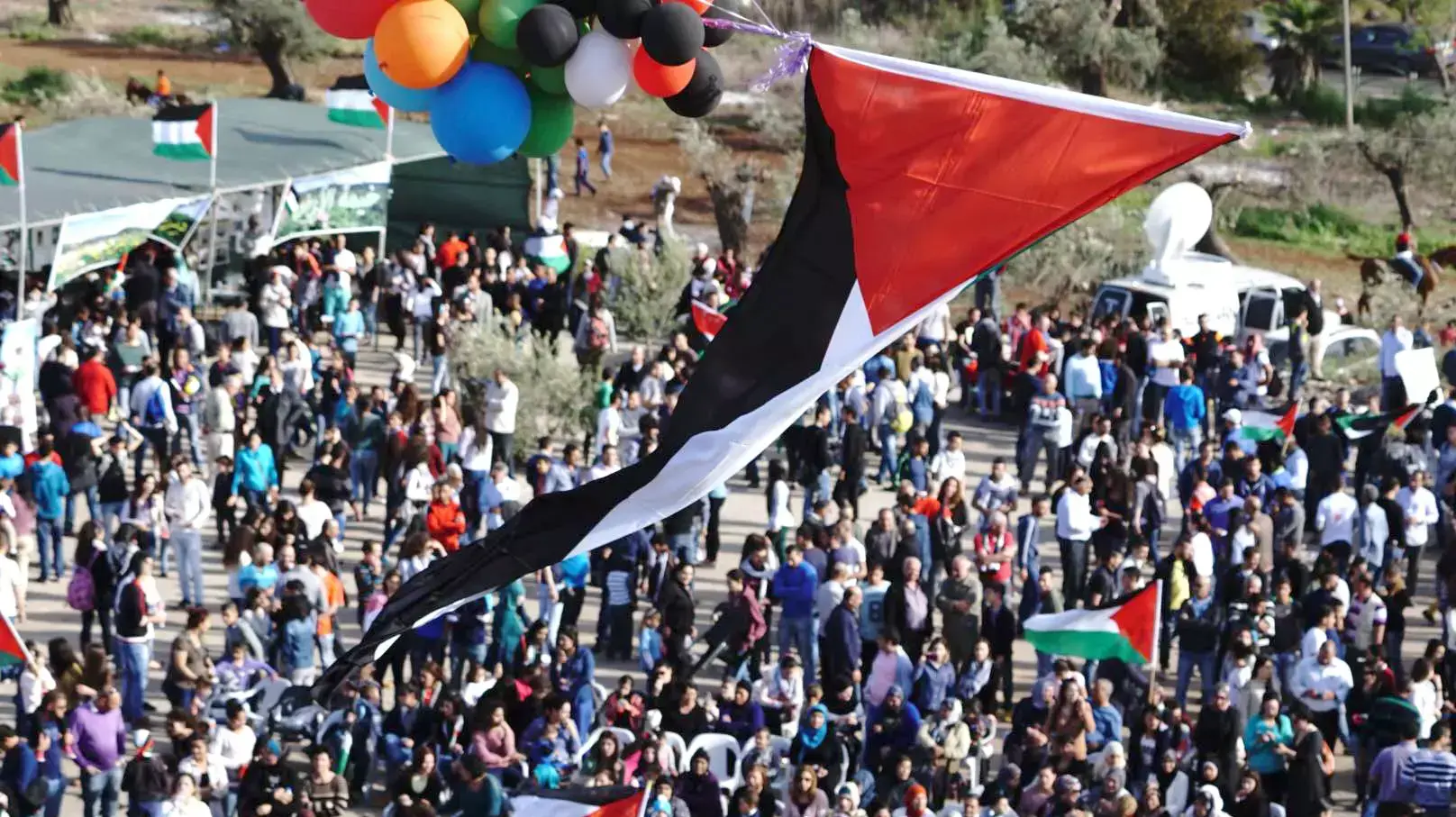 עצרת יום האדמה בדיר חנא. מרץ 2015 עצרת יום האדמה בדיר חנא. מרץ 2015