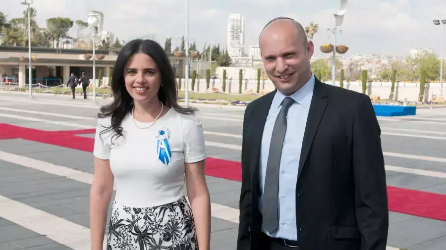 נפתלי בנט ואיילת שקד בטקס השבעת כנסת 20 נפתלי בנט ואיילת שקד בטקס השבעת כנסת 20
