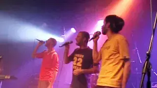 הדג נחש בהופעה (דרור נחום) הדג נחש בהופעה (דרור נחום)
