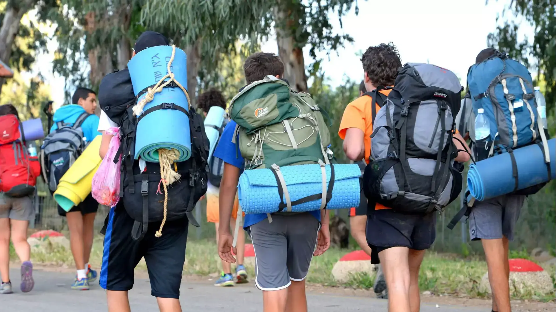 נערים מסיימים יום הליכה בשביל ישראל באזור בקעת גינוסר, 10 אפריל 2015 נערים מסיימים יום הליכה בשביל ישראל באזור בקעת גינוסר, 10 אפריל 2015