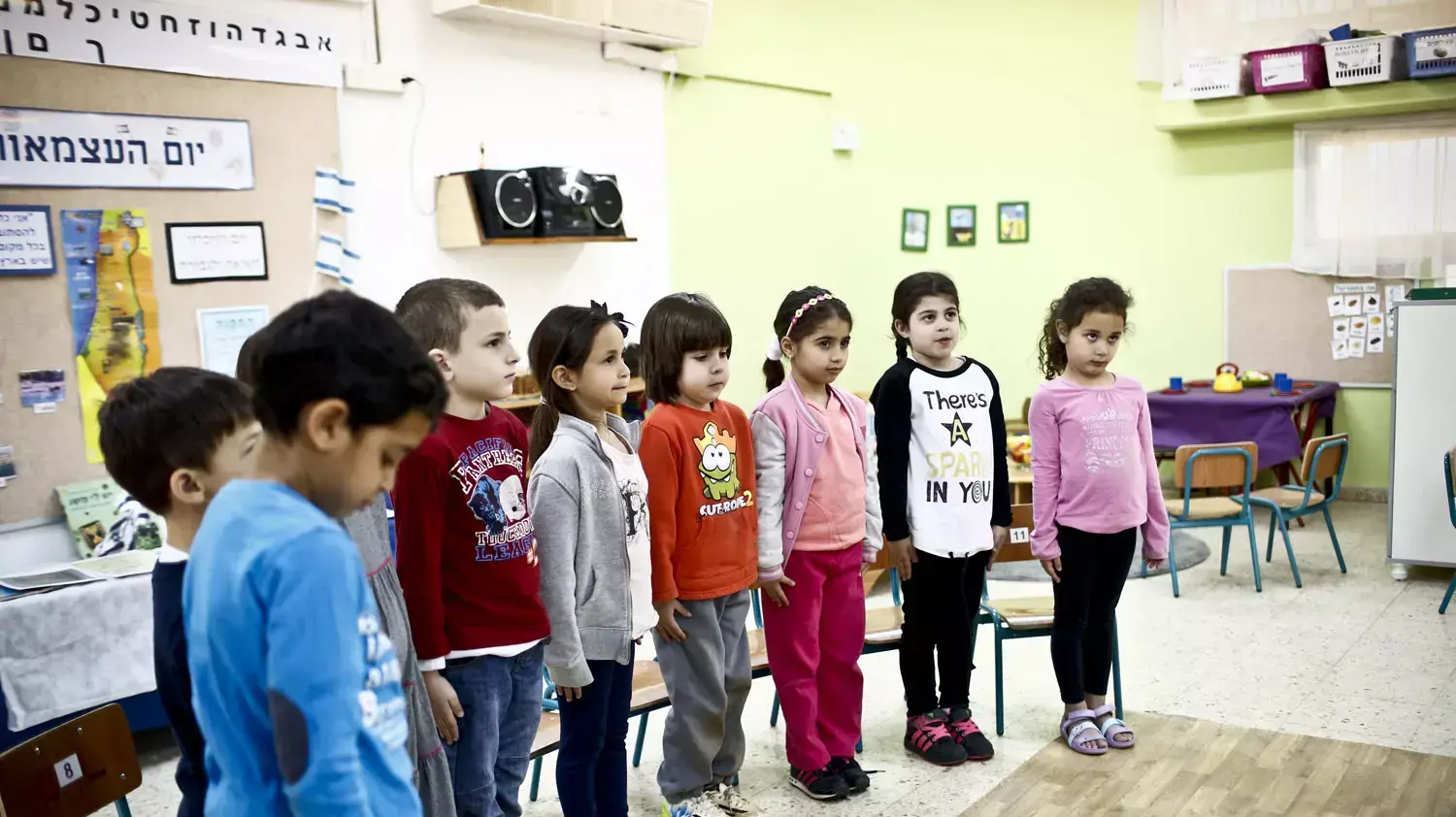 הכנה ליום השואה בגן ילדים "אמנון ותמר" ברמת גן, אפריל 2015 הכנה ליום השואה בגן ילדים "אמנון ותמר" ברמת גן, אפריל 2015