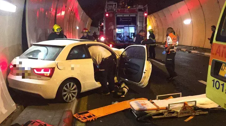 תאונה במנהרות הכרמל, צעיר כבן 20 תושב חיפה נהרג תאונה במנהרות הכרמל, צעיר כבן 20 תושב חיפה נהרג
