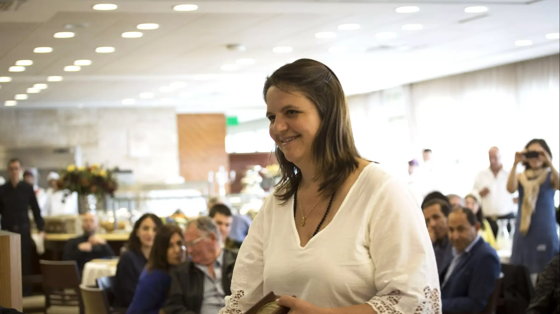 אליס מילר בטקס לכבוד מדליקי המשואות בכנסת, אפריל 2015 אליס מילר בטקס לכבוד מדליקי המשואות בכנסת, אפריל 2015