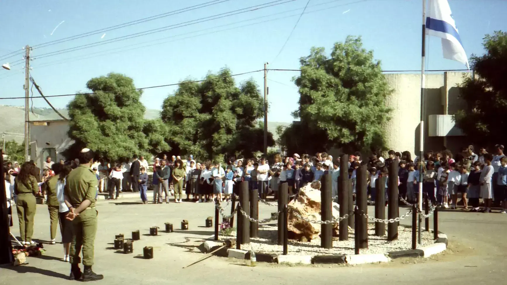 ארכיון, טקסי זיכרון באביבים אליהם הוזמנו חברי קיבוץ ברעם ארכיון, טקסי זיכרון באביבים אליהם הוזמנו חברי קיבוץ ברעם
