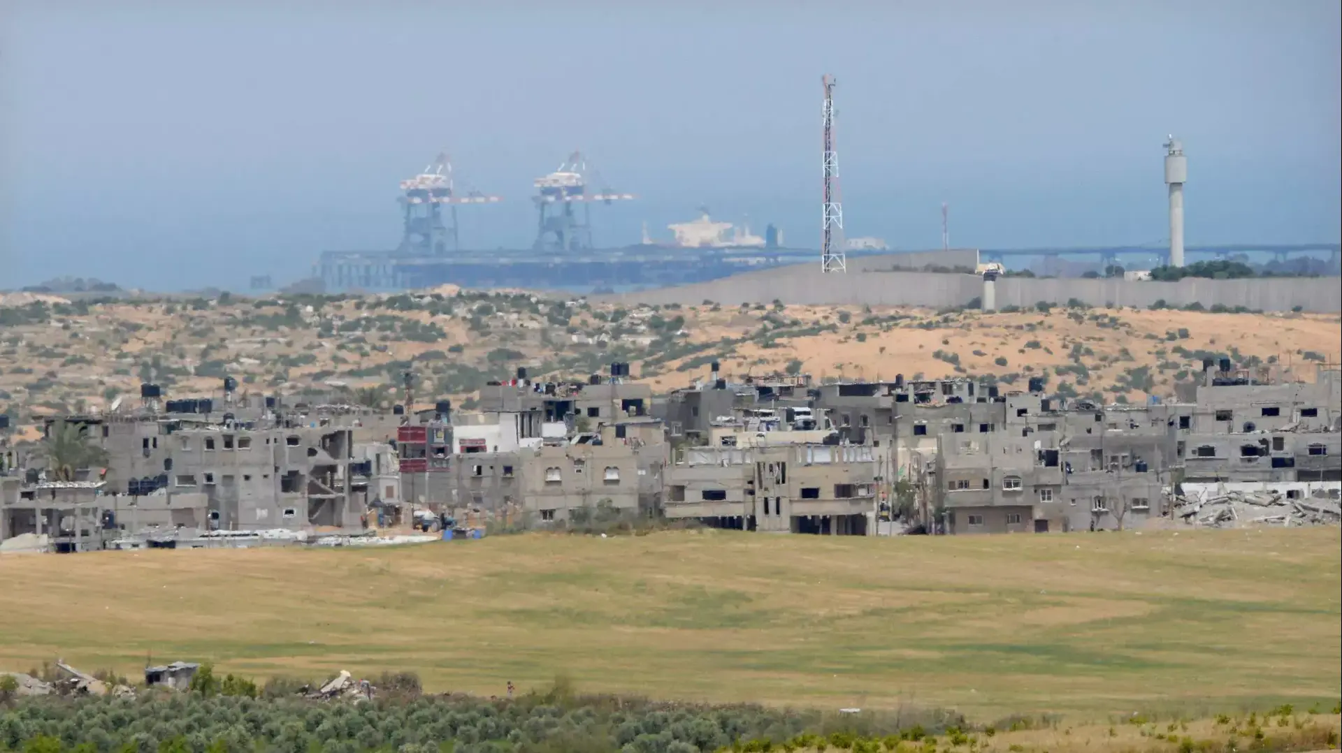 גדר המערכת סמוך לאשקלון, אפריל 2015 גדר המערכת סמוך לאשקלון, אפריל 2015