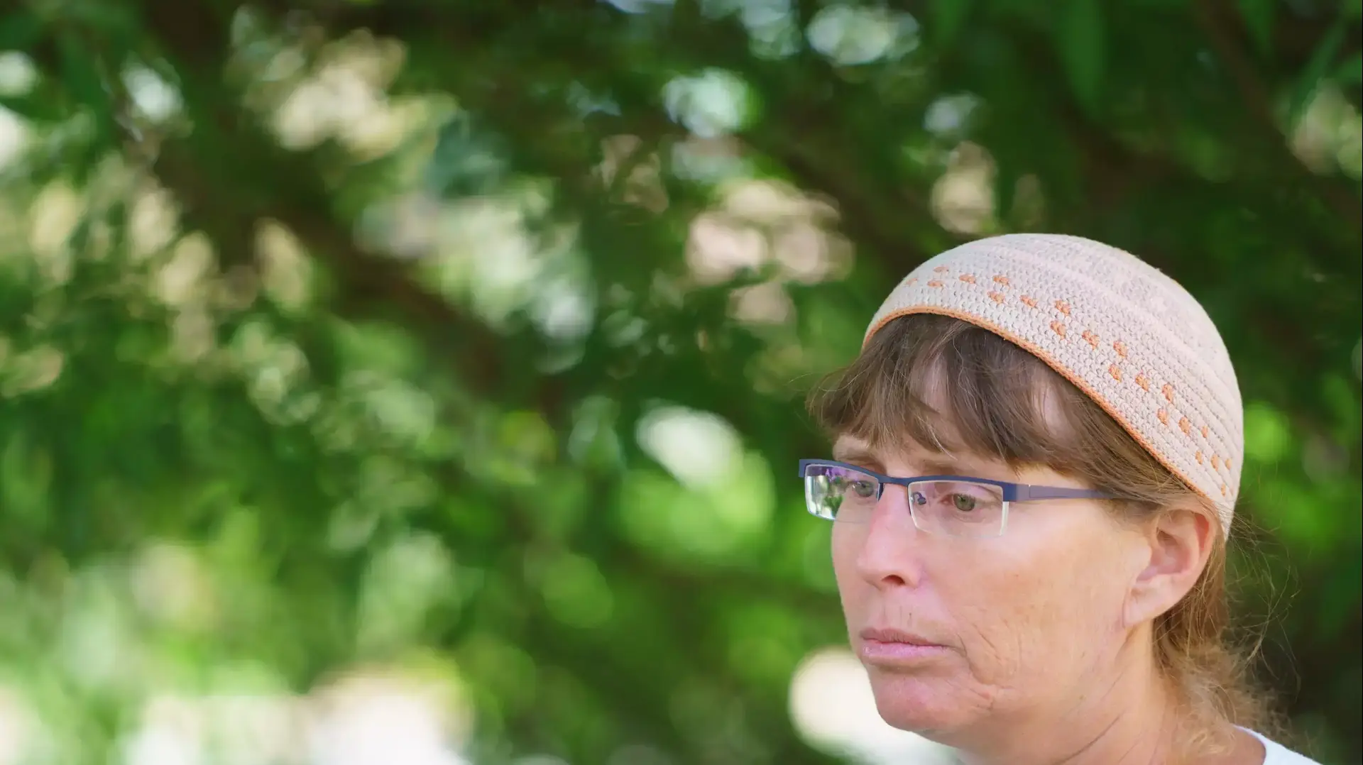 נעמי שלו, אמו של שחר שלו, אלוני הבשן אפריל 2015 נעמי שלו, אמו של שחר שלו, אלוני הבשן אפריל 2015