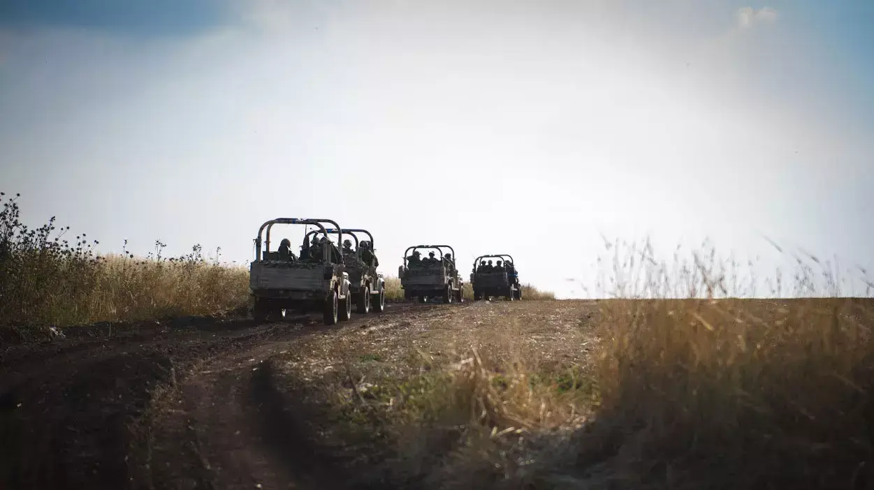 יחידת הניוד בשטח, אפריל 2015 יחידת הניוד בשטח, אפריל 2015