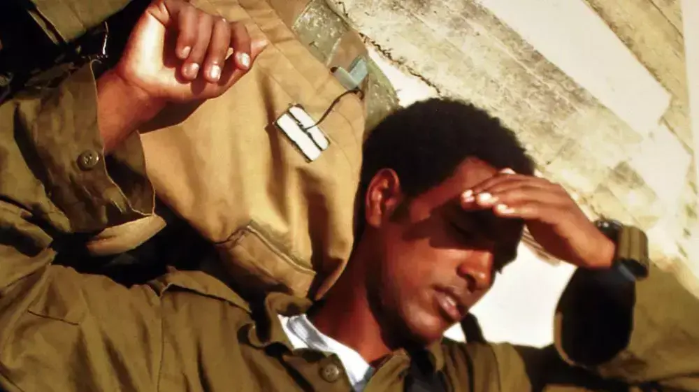 אמזרה, אחות שכולה שאח שלה נהרג בצבא ולא נתנו לה להנציח אותו באור יהודה מקום מגוריה. אפריל 2015 אמזרה, אחות שכולה שאח שלה נהרג בצבא ולא נתנו לה להנציח אותו באור יהודה מקום מגוריה. אפריל 2015