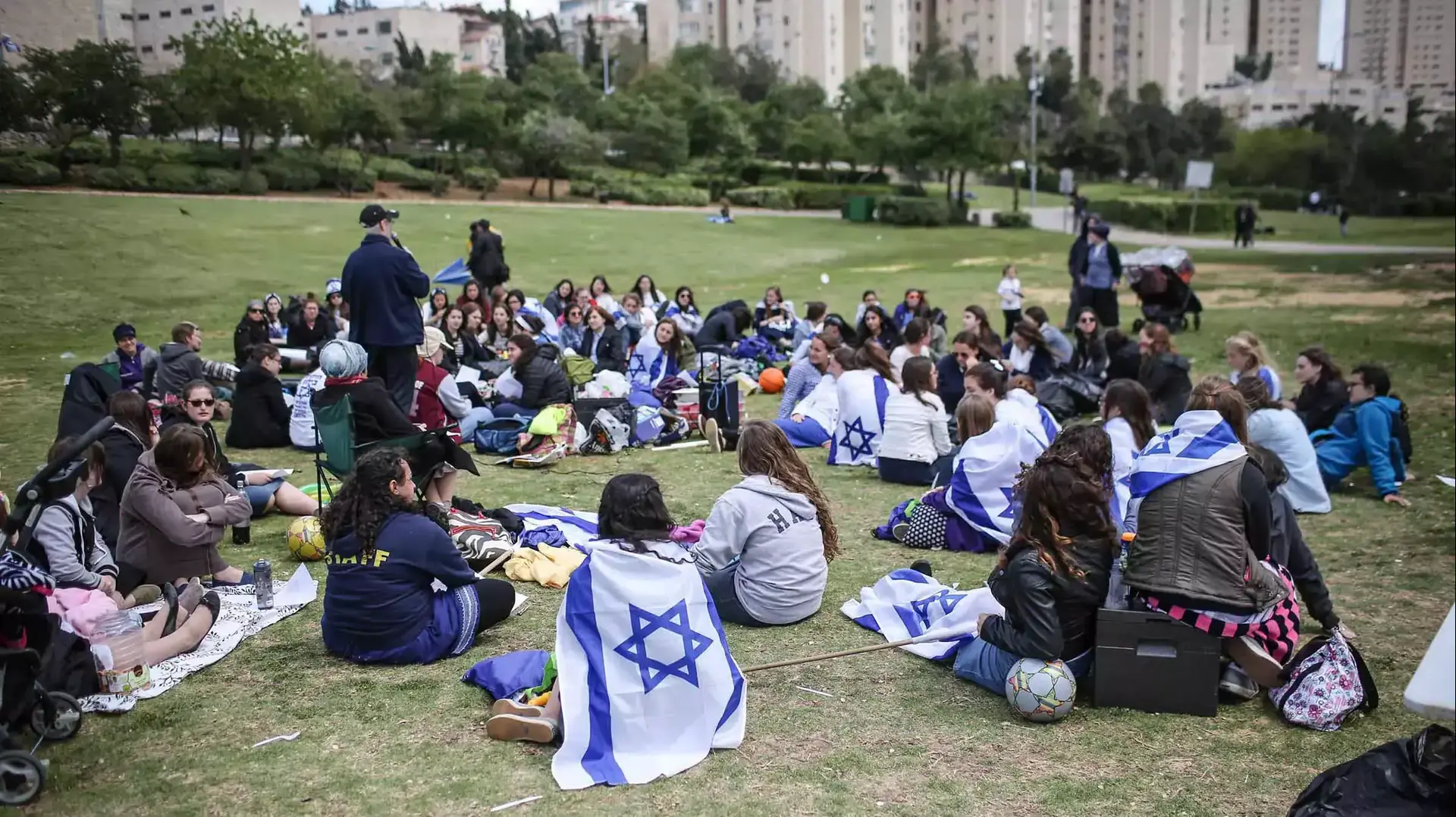 חגיגות עצמאות בגן סאקר, ירושלים, אפריל 2015 חגיגות עצמאות בגן סאקר, ירושלים, אפריל 2015