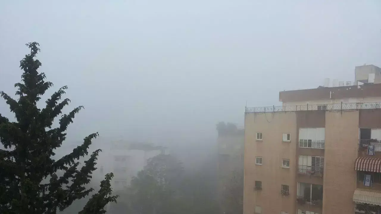 ערפל בגוש דן, אפריל 2015 ערפל בגוש דן, אפריל 2015
