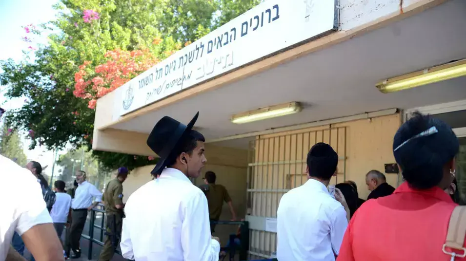 גיוס חרדים, יעקב פרי, בונים קואליציה, מערכת וואלה! 