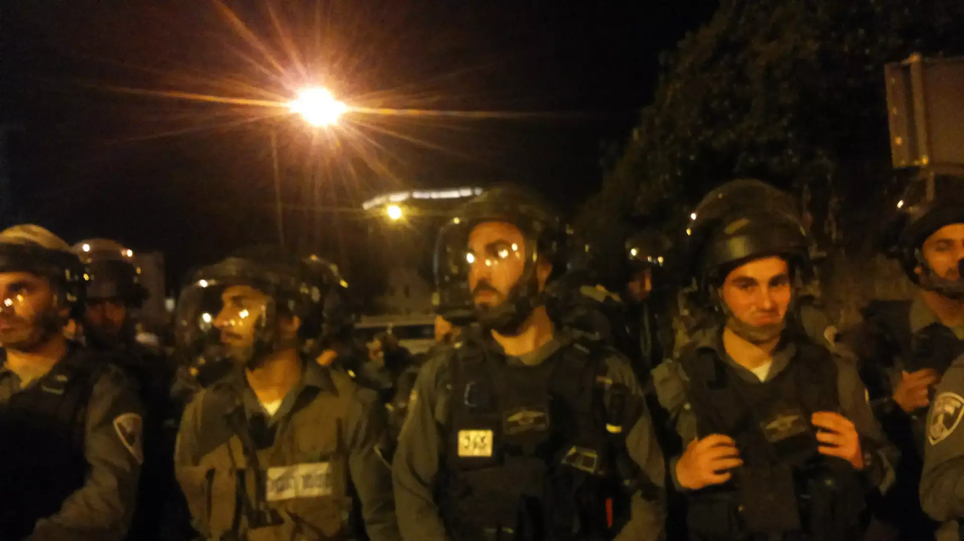 שוטרים בהפגנת בני העדה האתיופית נגד אלימות משטרה, אפריל 2015 שוטרים בהפגנת בני העדה האתיופית נגד אלימות משטרה, אפריל 2015