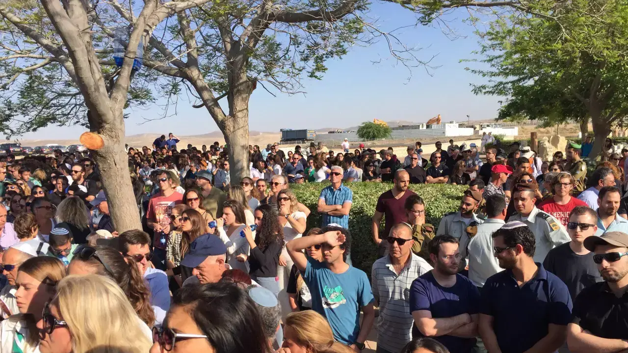 הלווייתו של אור אסרף בלהבים, מאי 2015