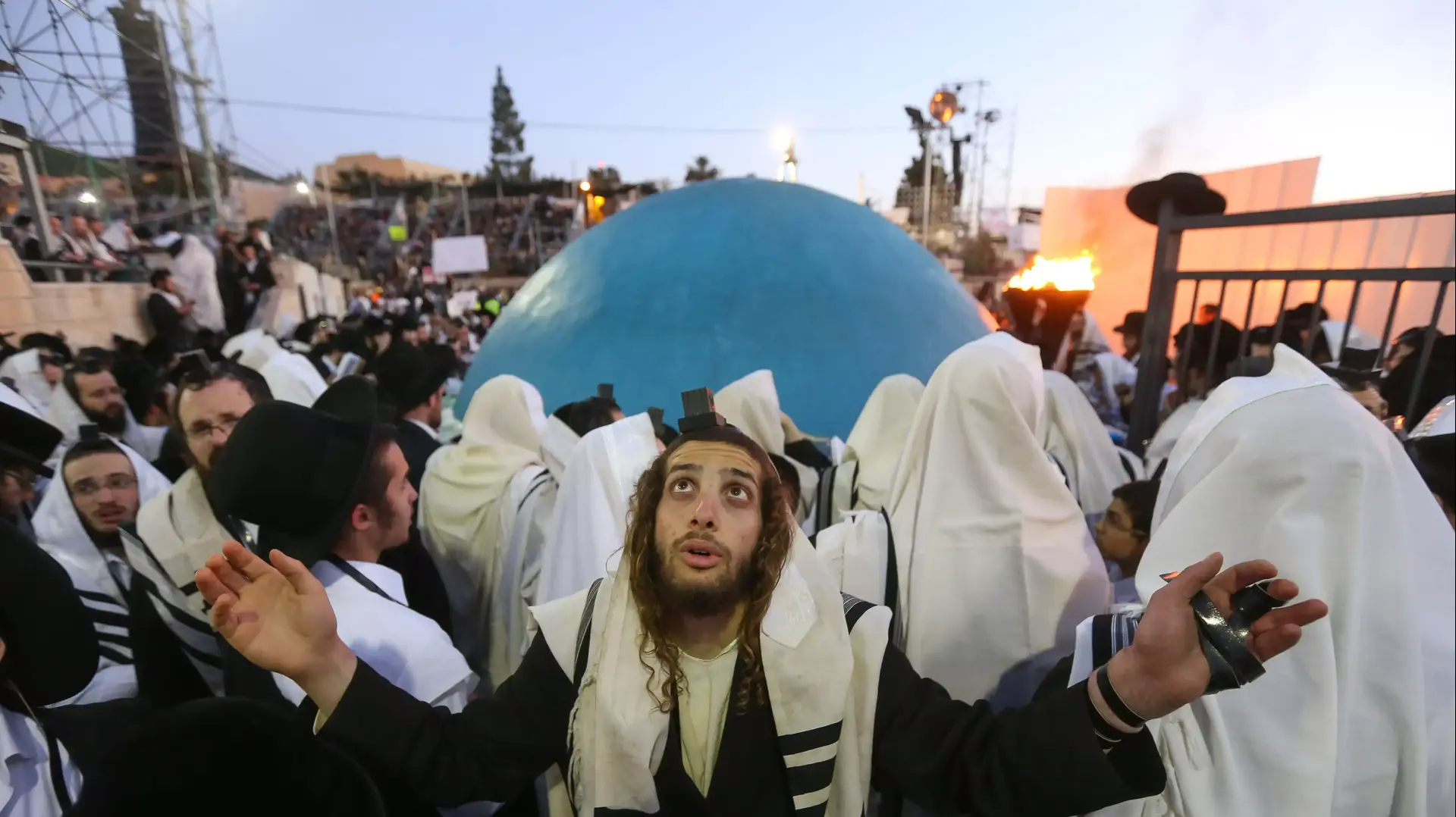 ההילולה השנתית לכבוד ל"ג בעומר בהר מירון, אפריל 2015
